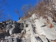 Monte San Martino (1080 m) ad anello da Rancio (Lecco)– 16dic24 -  FOTOGALLERY